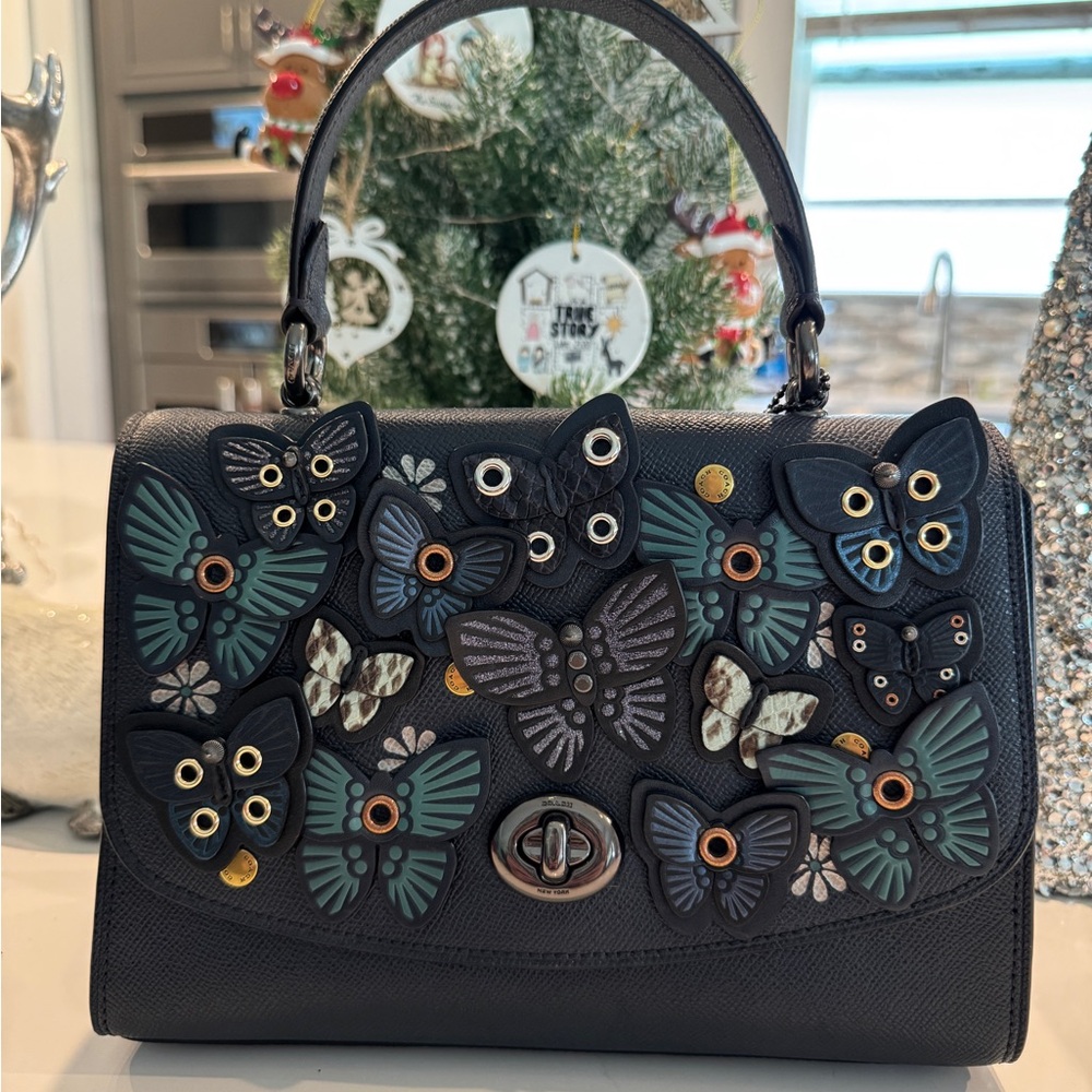 Coach Tilly Top Blue Butterfly
Appliqué Satchel Leather C1439